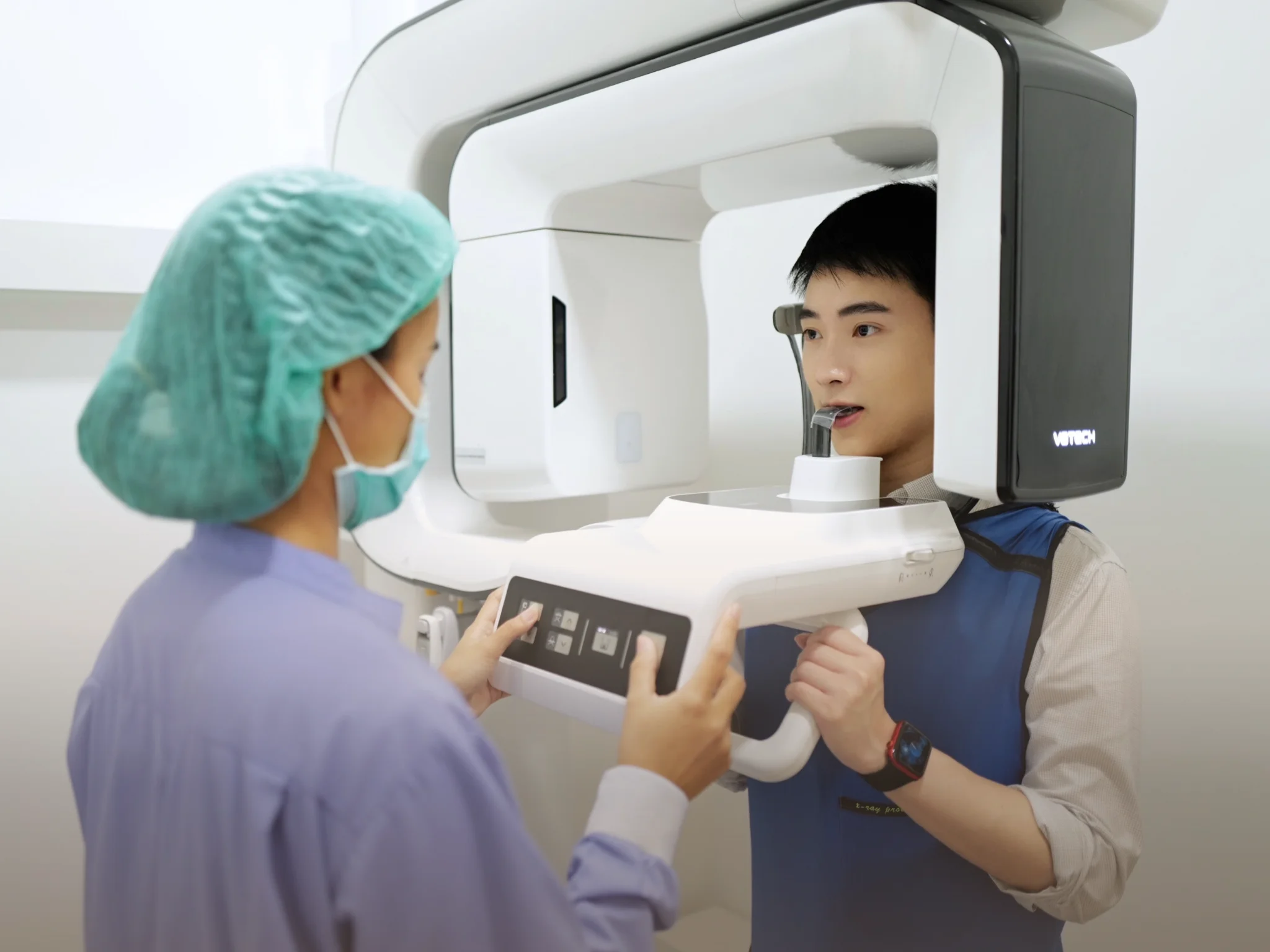 เครื่องเอกซเรย์สามมิติ Vatech PaX-i3D Smart ที่ใช้วางแผนรากฟันเทียม